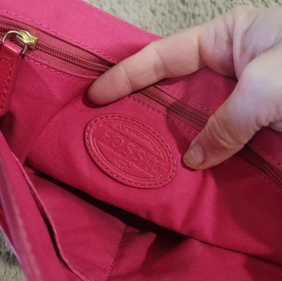 Fossil Issue No. 1954 Hot pink shoulder bag - Picture 8 of 8